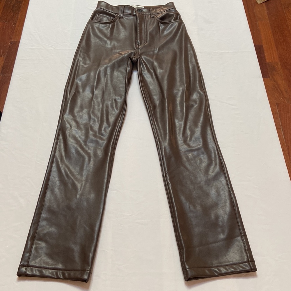 Abercrombie &Fitch The 90s Straight Faux Leather High Rise Pants Rich Br… - Picture 4 of 11